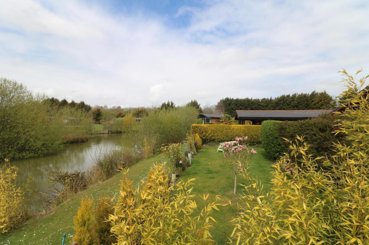 Little Eden Country Park, Bridlington With Private Hot Tubs Villa Dış mekan fotoğraf