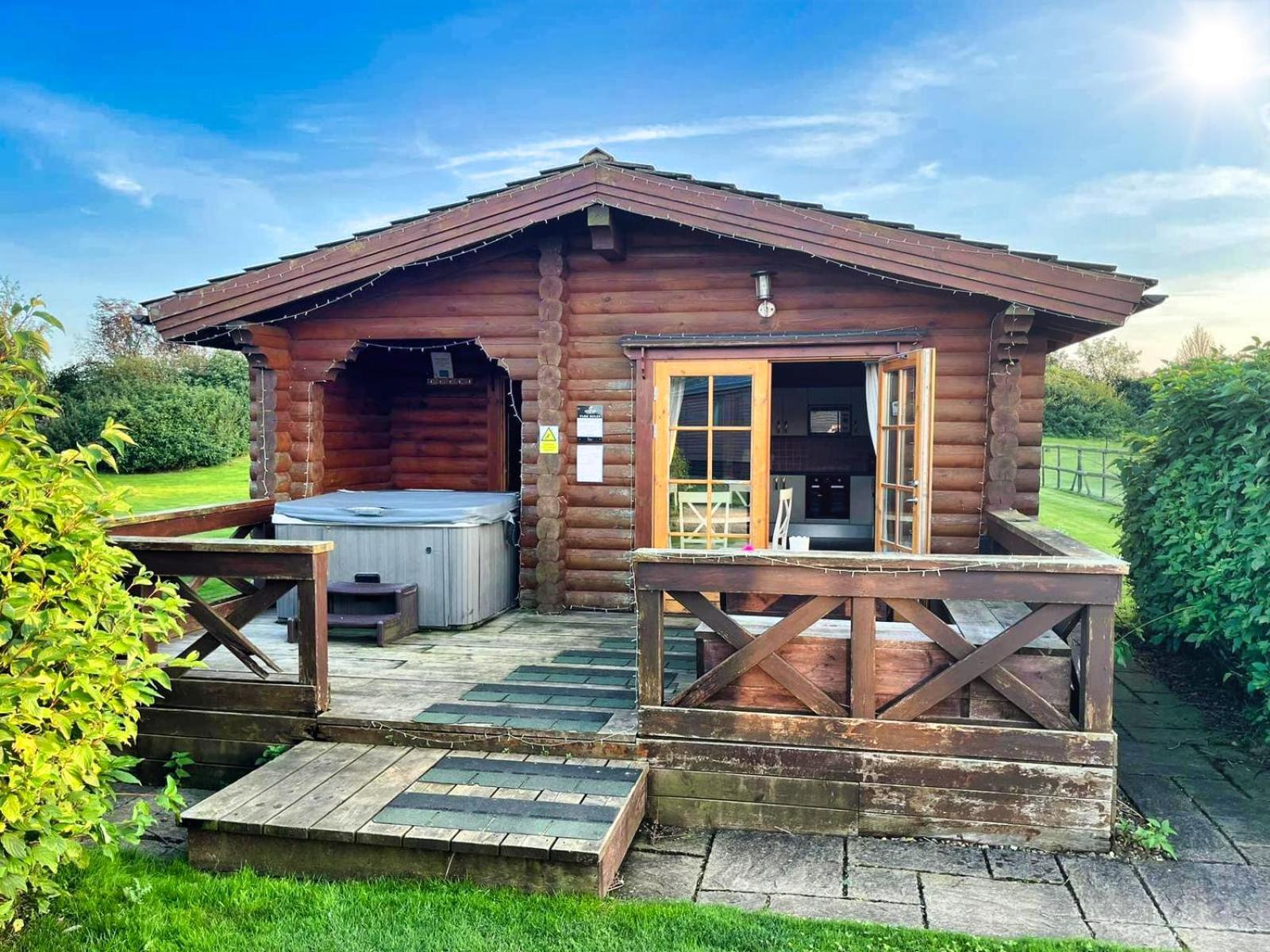 Little Eden Country Park, Bridlington With Private Hot Tubs Villa Dış mekan fotoğraf